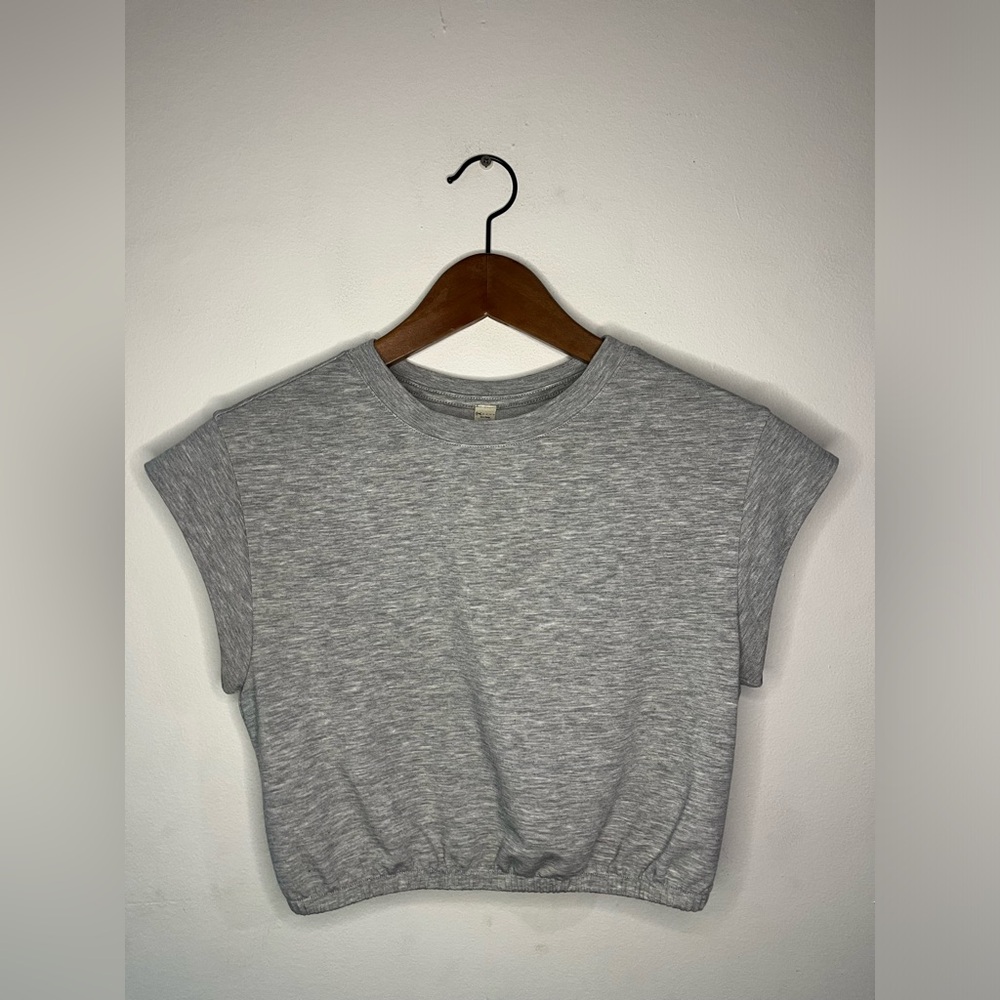 Alo Yoga Dreamy Short Sleeve Top in Athletic Heather Grey